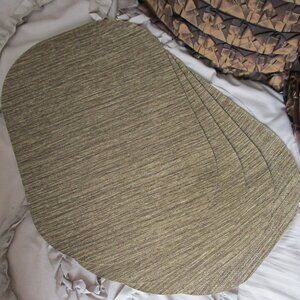 NWT set of vinyl placemats